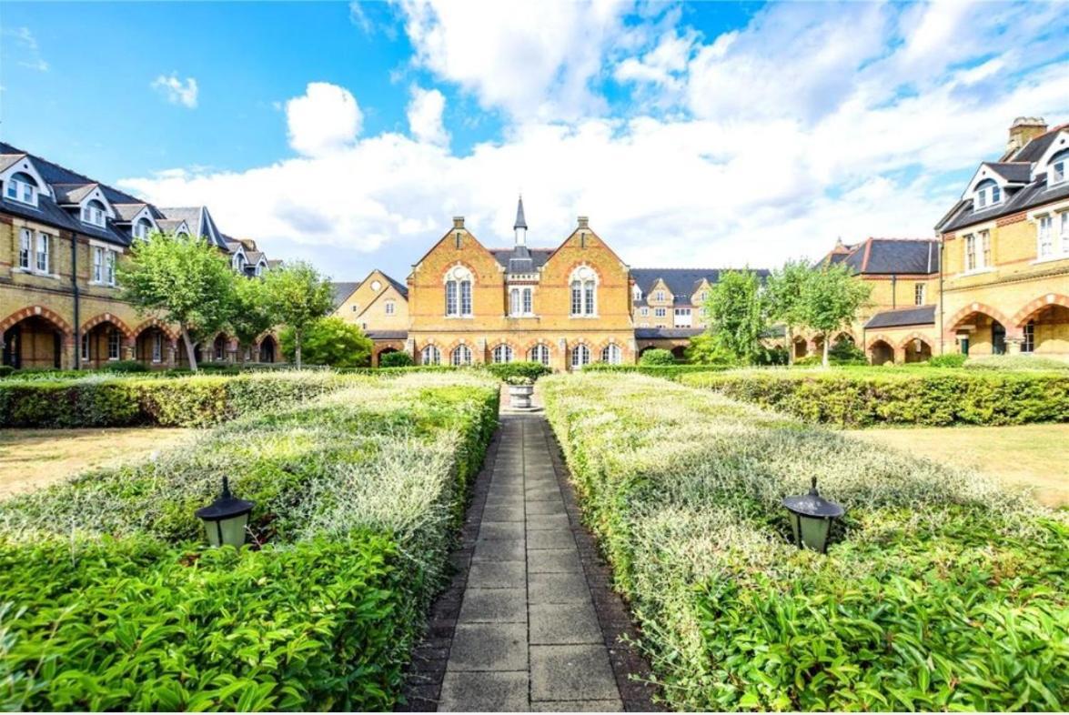 Pinewood Cottage 沃特福德 外观 照片